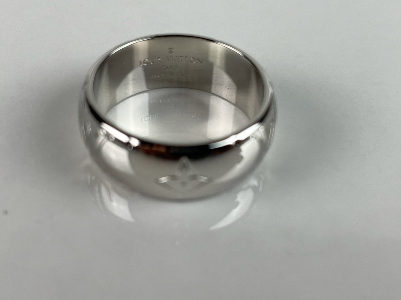 LOUIS VUITTON Bague Monogram – Image 4