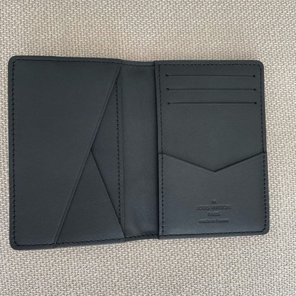 LOUIS VUITTON Pocket Organizer – Image 5