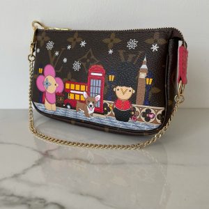 LOUIS VUITTON Mini Pochette Accessoires