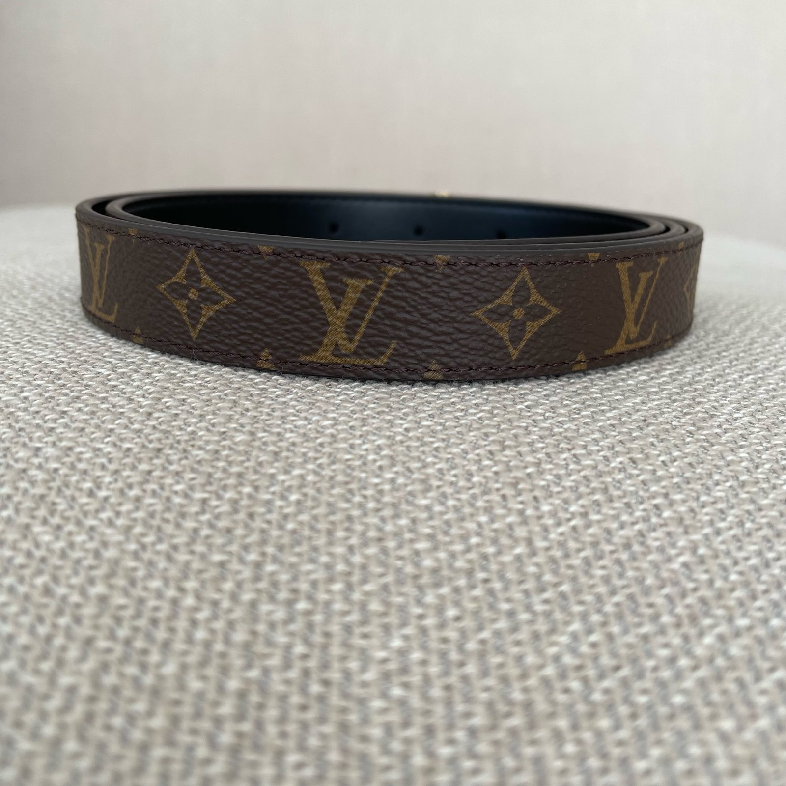 LOUIS VUITTON Ceinture LV Iconic 20 mm Réversible – Image 8