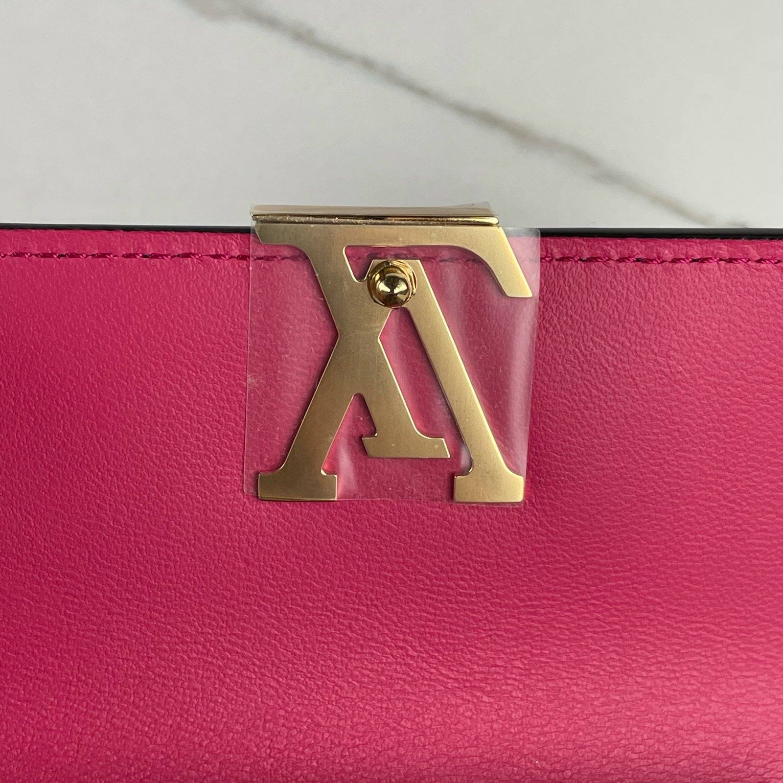 LOUIS VUITTON Capucines XS Wallet – Image 12