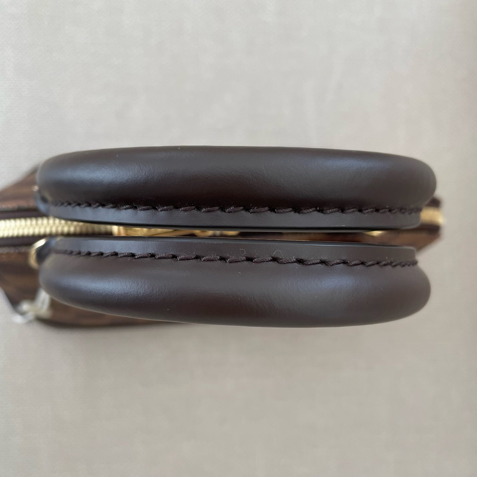 LOUIS VUITTON Alma BB – Image 12