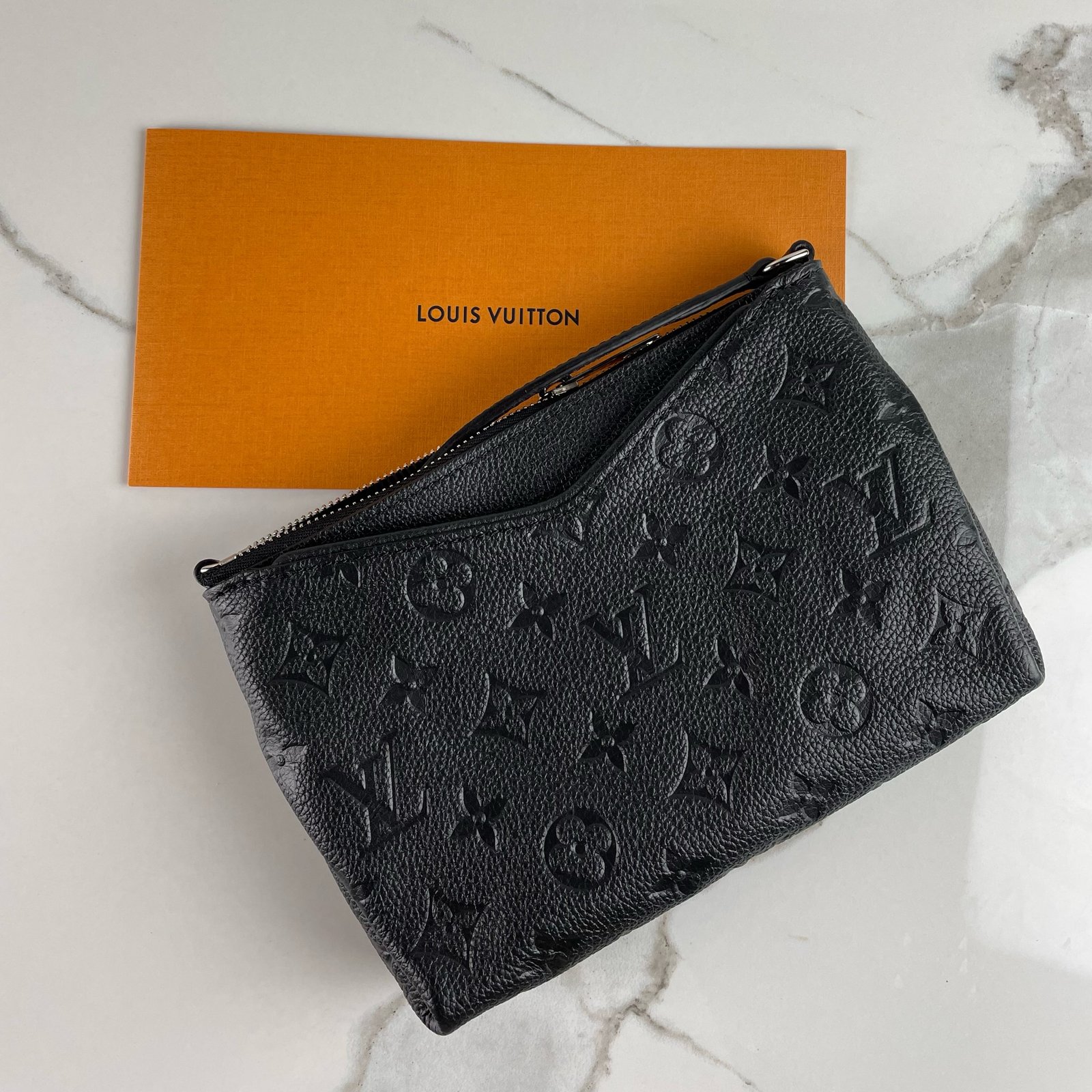 LOUIS VUITTON Pochette Pallas – Image 2