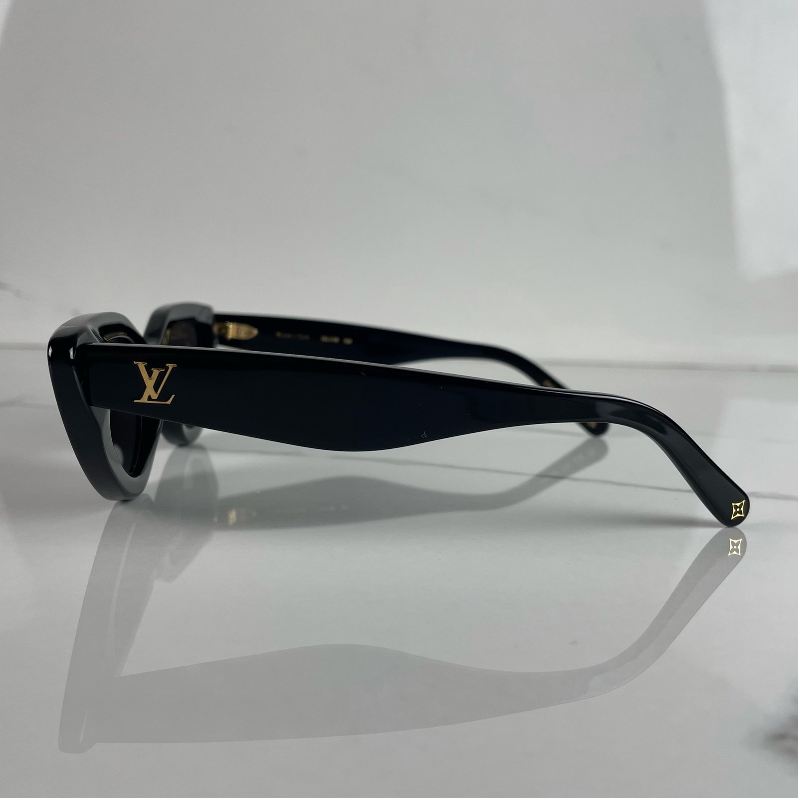 LOUIS VUITTON Lunettes de Soleil My LV Cat – Image 6