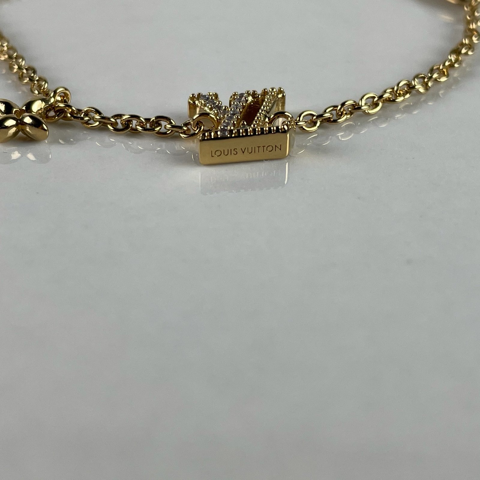 LOUIS VUITTON Bracelet LV Iconic – Image 8