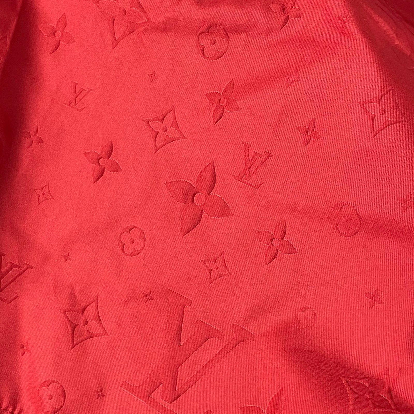 LOUIS VUITTON Louis Vuitton Short de bain Emblématique LVSE – Image 12