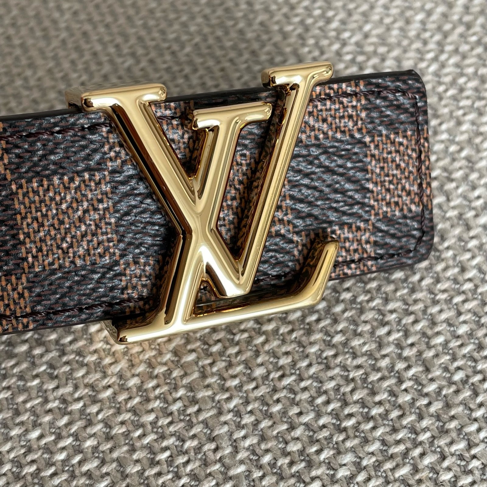 LOUIS VUITTON Ceinture LV Iconic 25 mm Réversible – Image 11