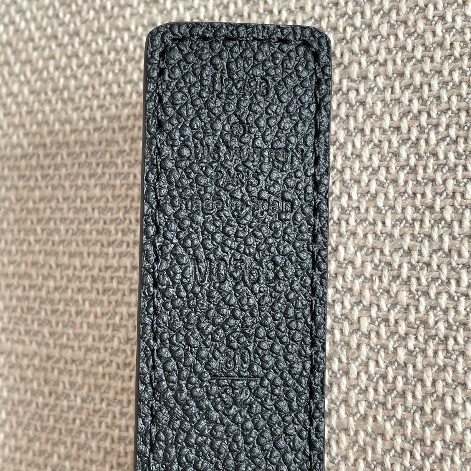 LOUIS VUITTON Ceinture LV Iconic 25 mm Réversible – Image 5