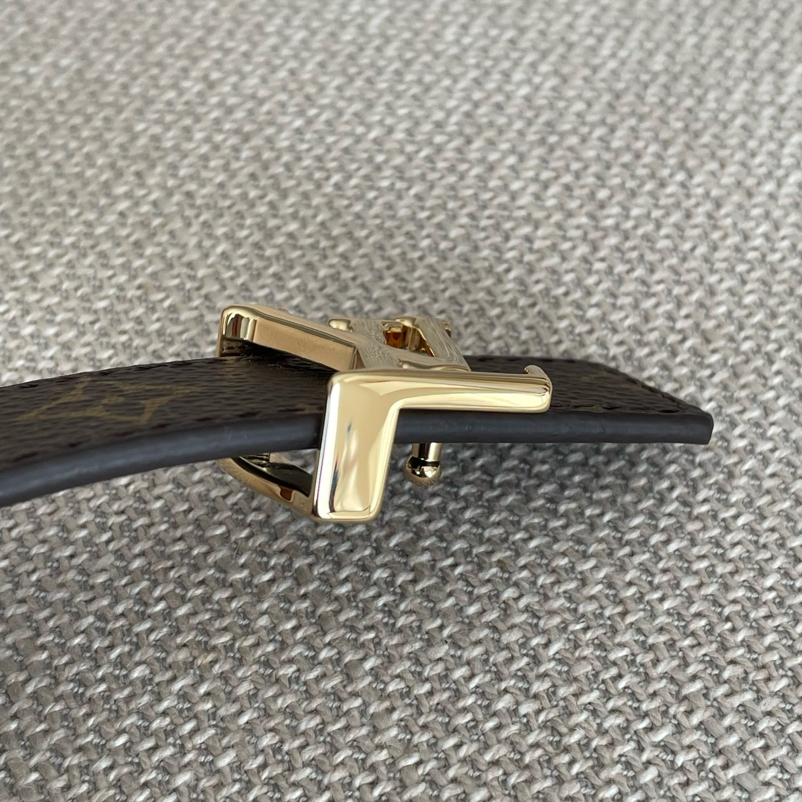 LOUIS VUITTON Ceinture LV Iconic 20 mm Réversible – Image 13