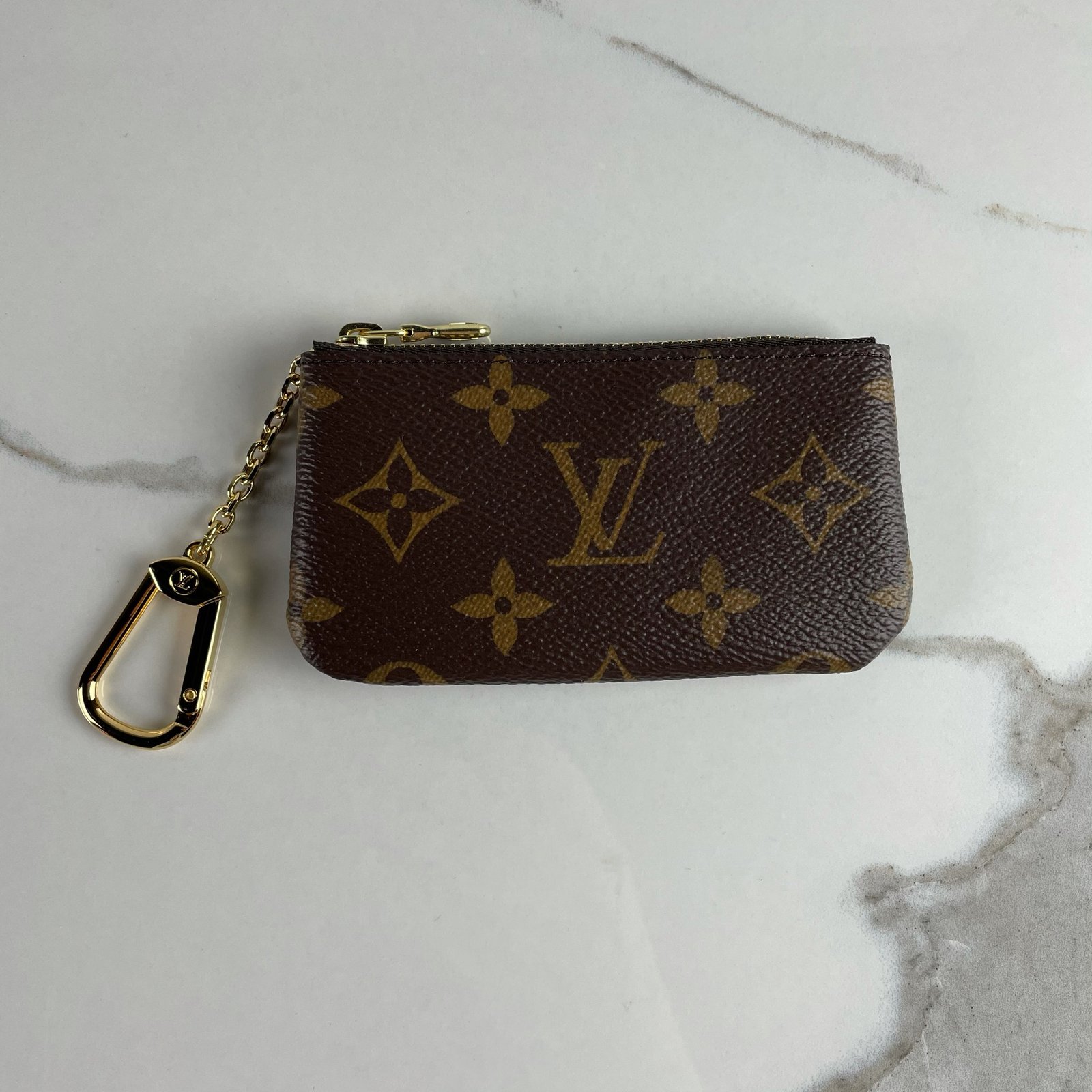 LOUIS VUITTON Pochette Clés – Image 4