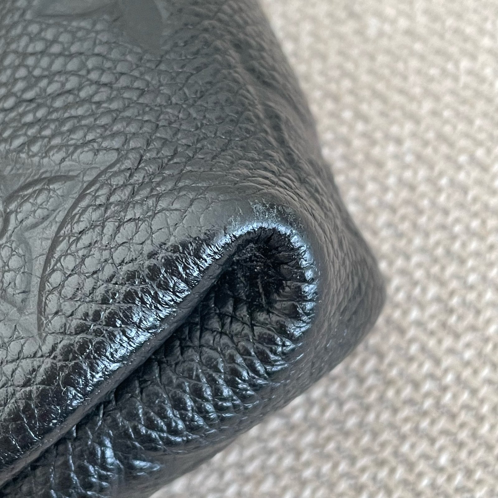 LOUIS VUITTON Pochette Pallas BB – Image 4