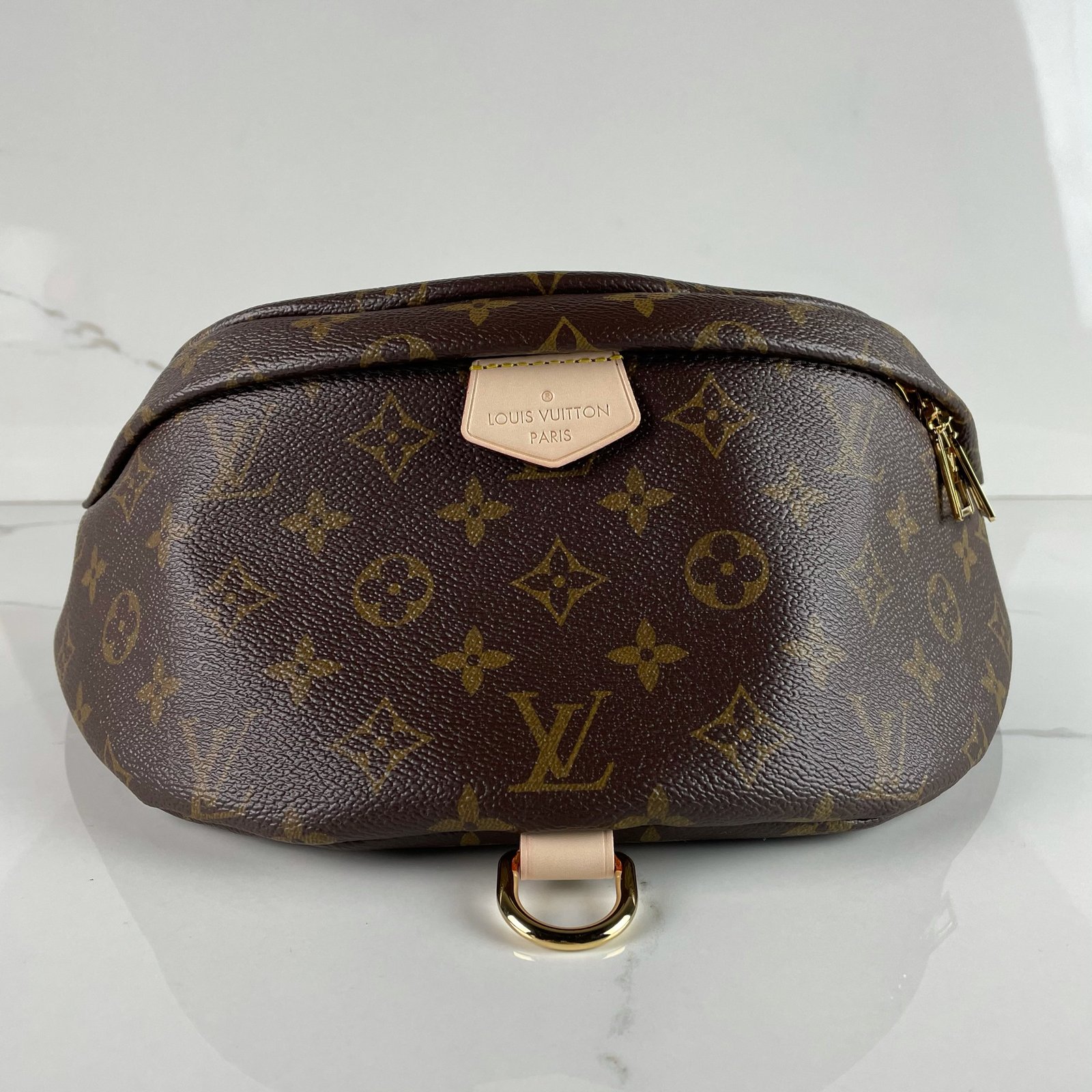 LOUIS VUITTON Bumbag – Image 3