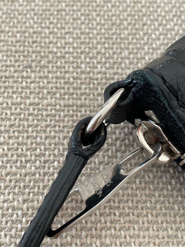 LOUIS VUITTON Pochette Pallas BB – Image 5
