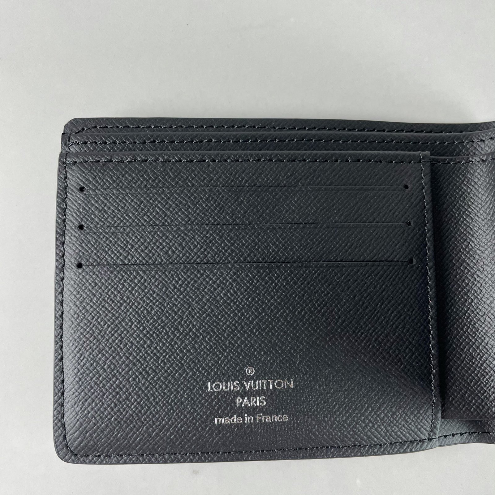 LOUIS VUITTON Portefeuille Multiple – Image 5