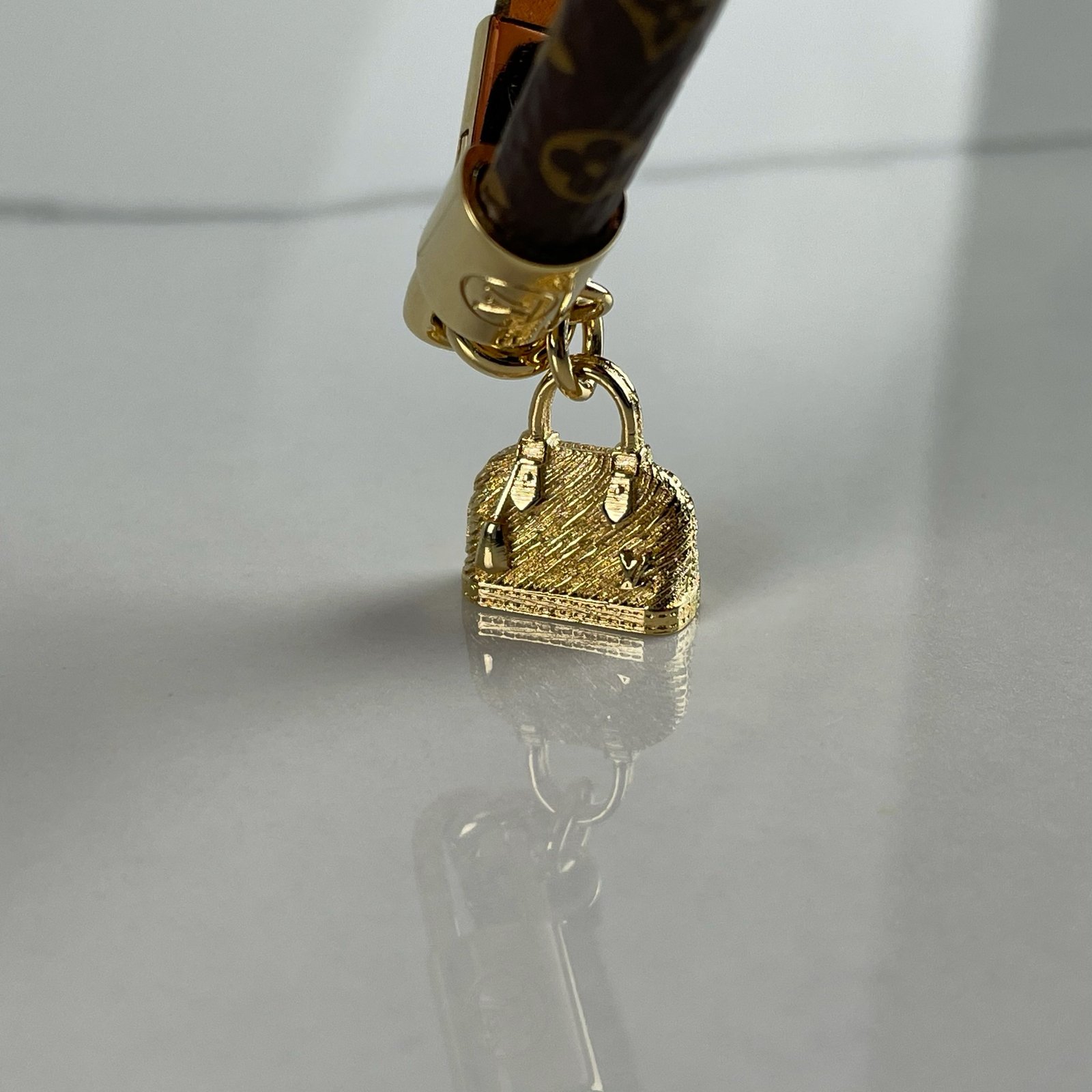 LOUIS VUITTON Bracelet Alma – Image 9