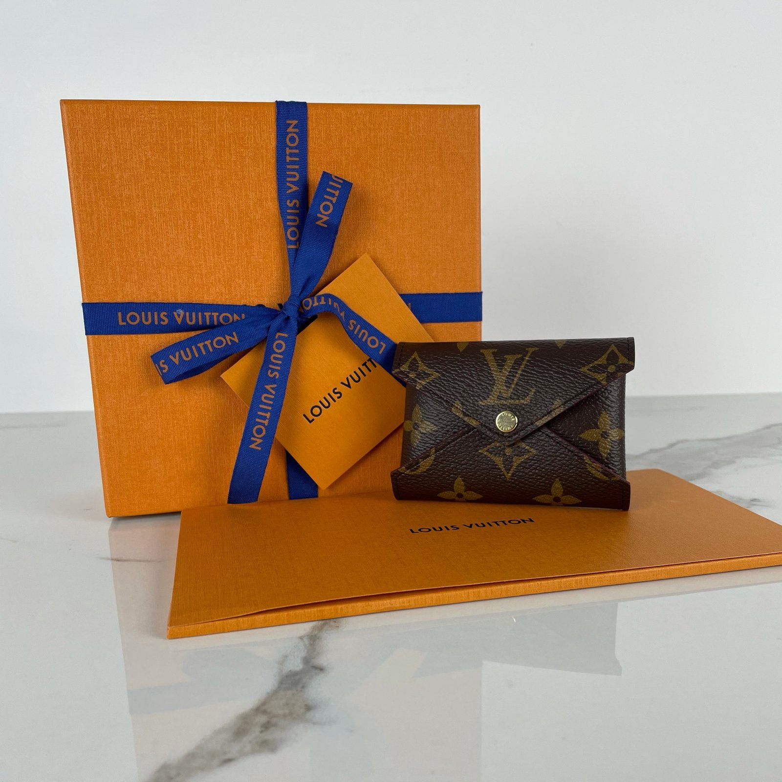 LOUIS VUITTON Pochette Kirigami – Image 2
