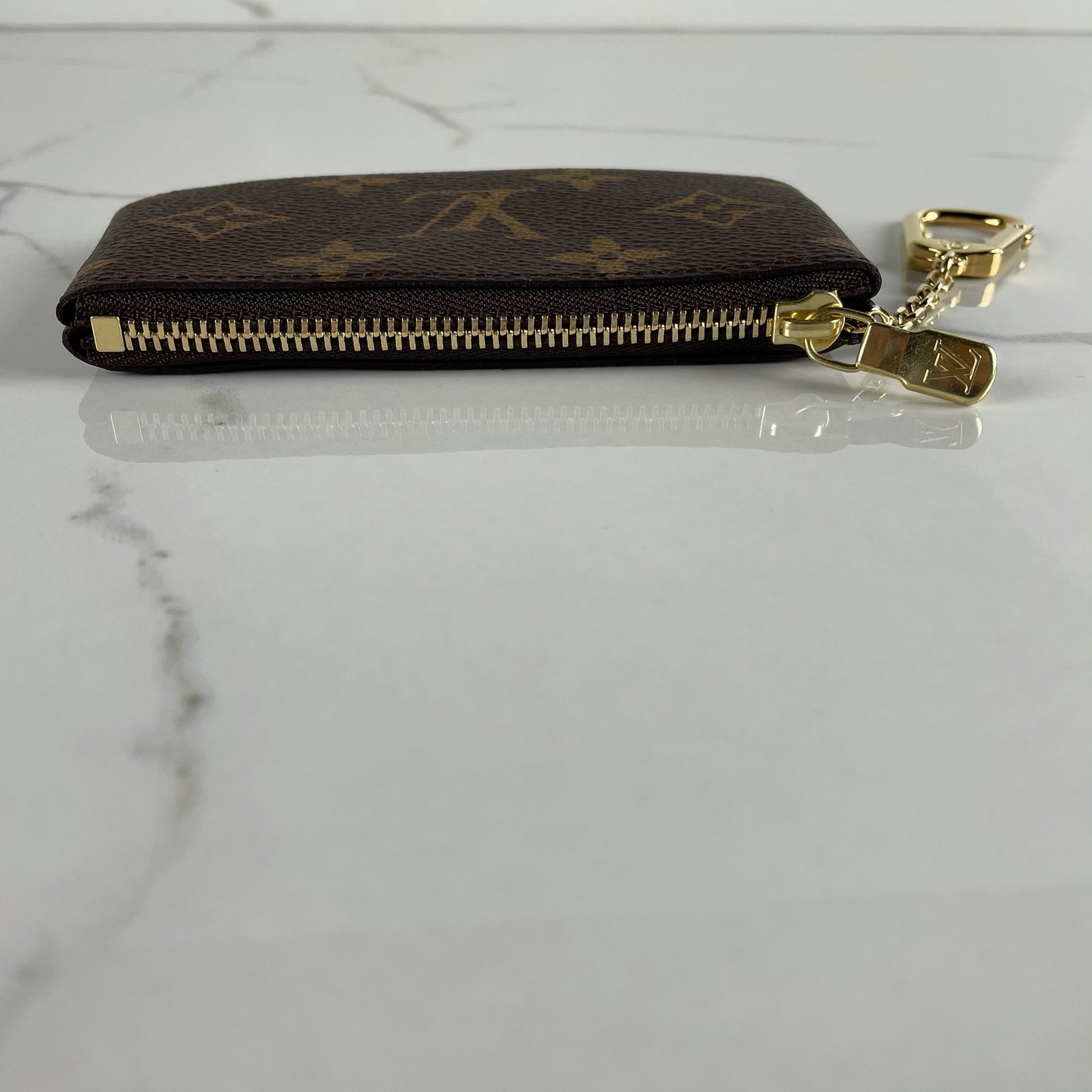 LOUIS VUITTON Pochette Clés – Image 8