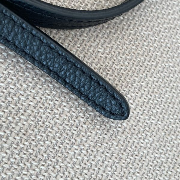 LOUIS VUITTON Pochette Pallas BB – Image 6