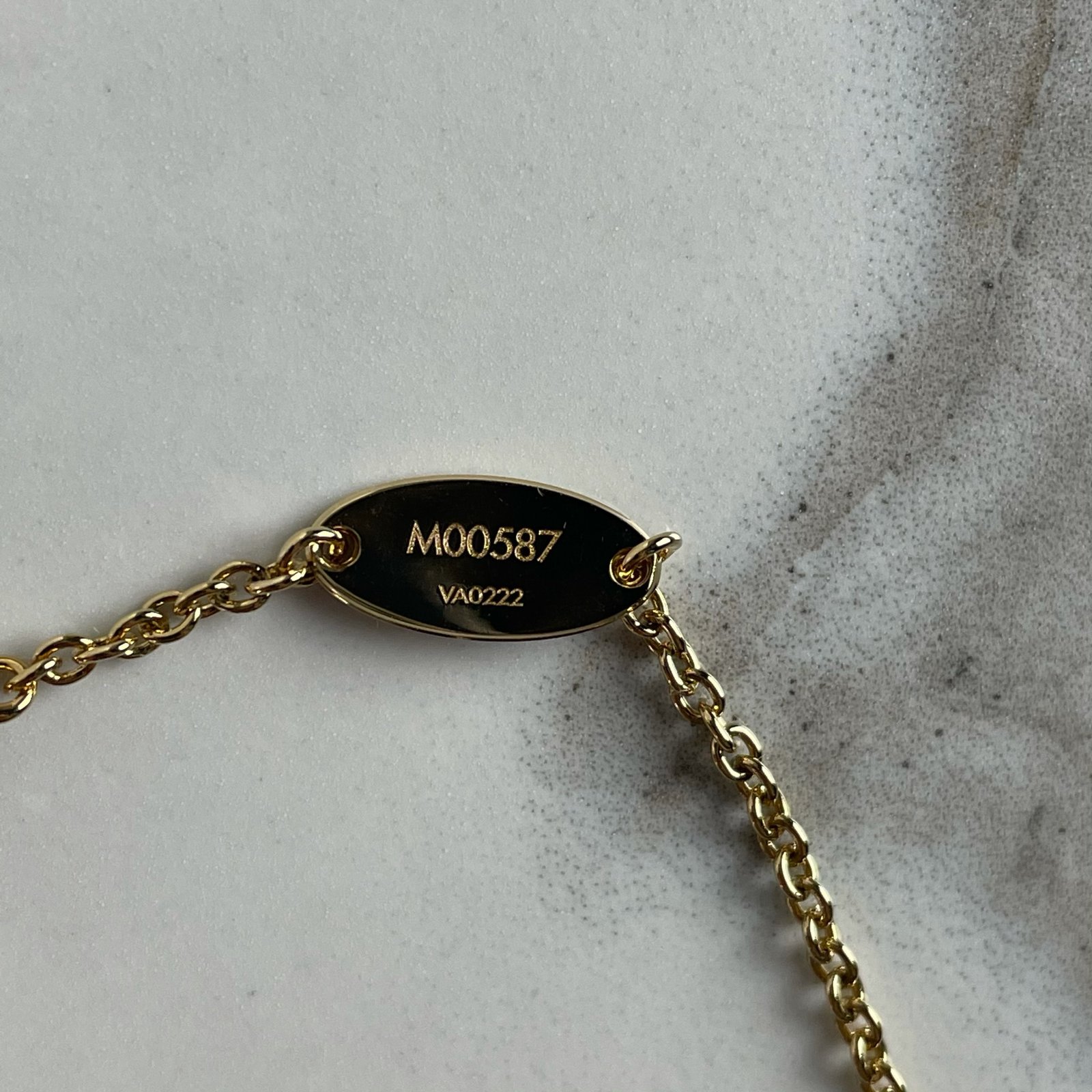 LOUIS VUITTON Bracelet LV Iconic – Image 7