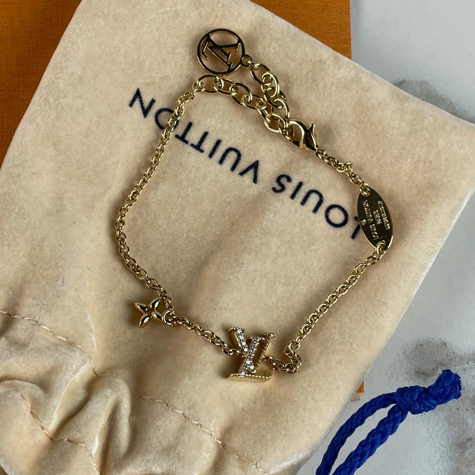 LOUIS VUITTON Bracelet LV Iconic – Image 3