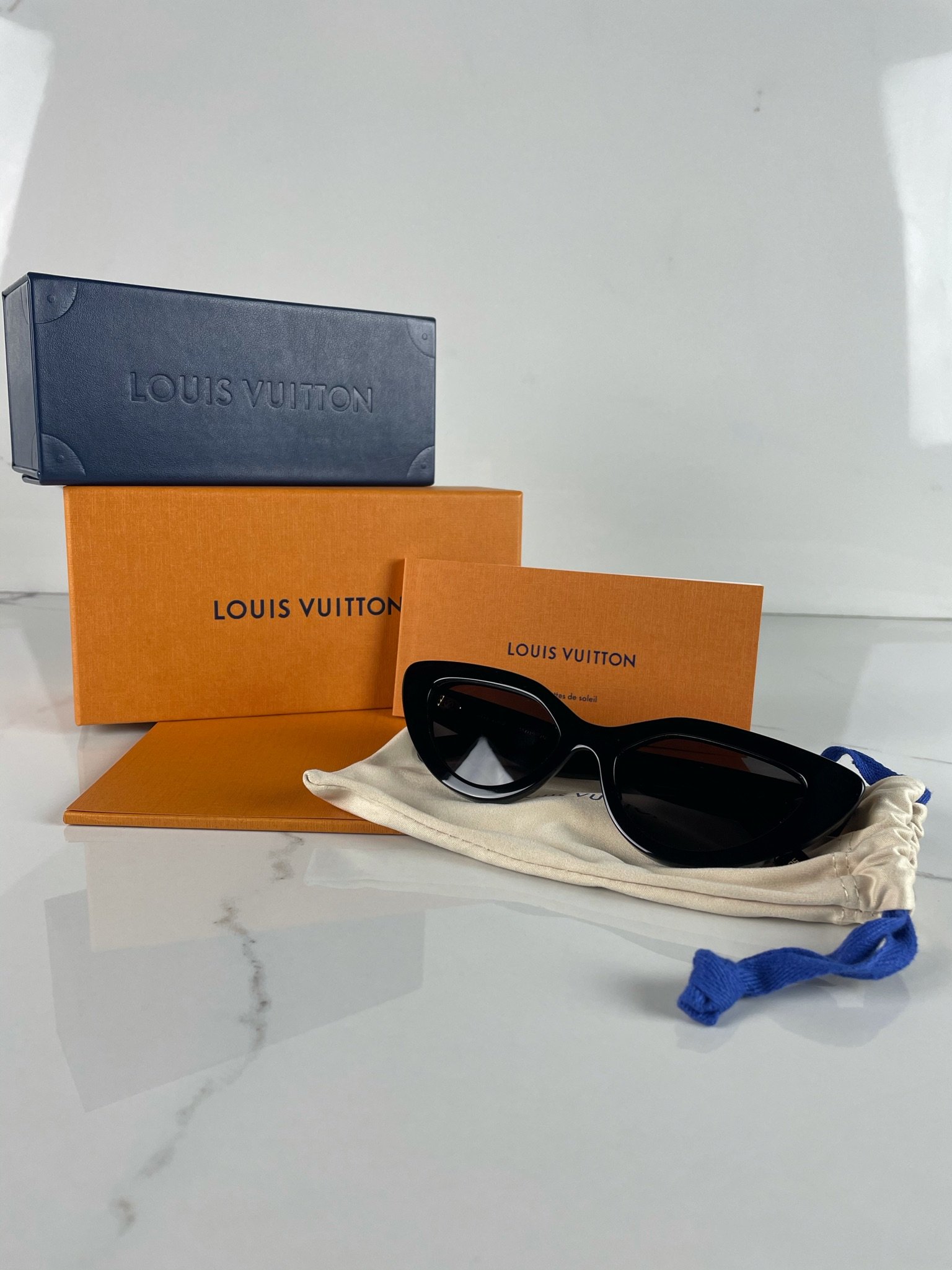 LOUIS VUITTON Lunettes de Soleil My LV Cat – Image 2