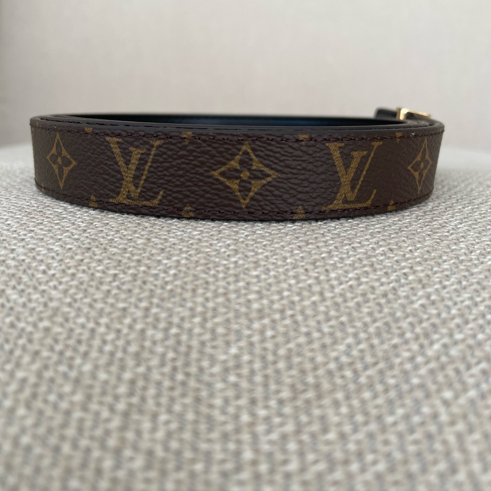 LOUIS VUITTON Ceinture LV Iconic 20 mm Réversible – Image 9
