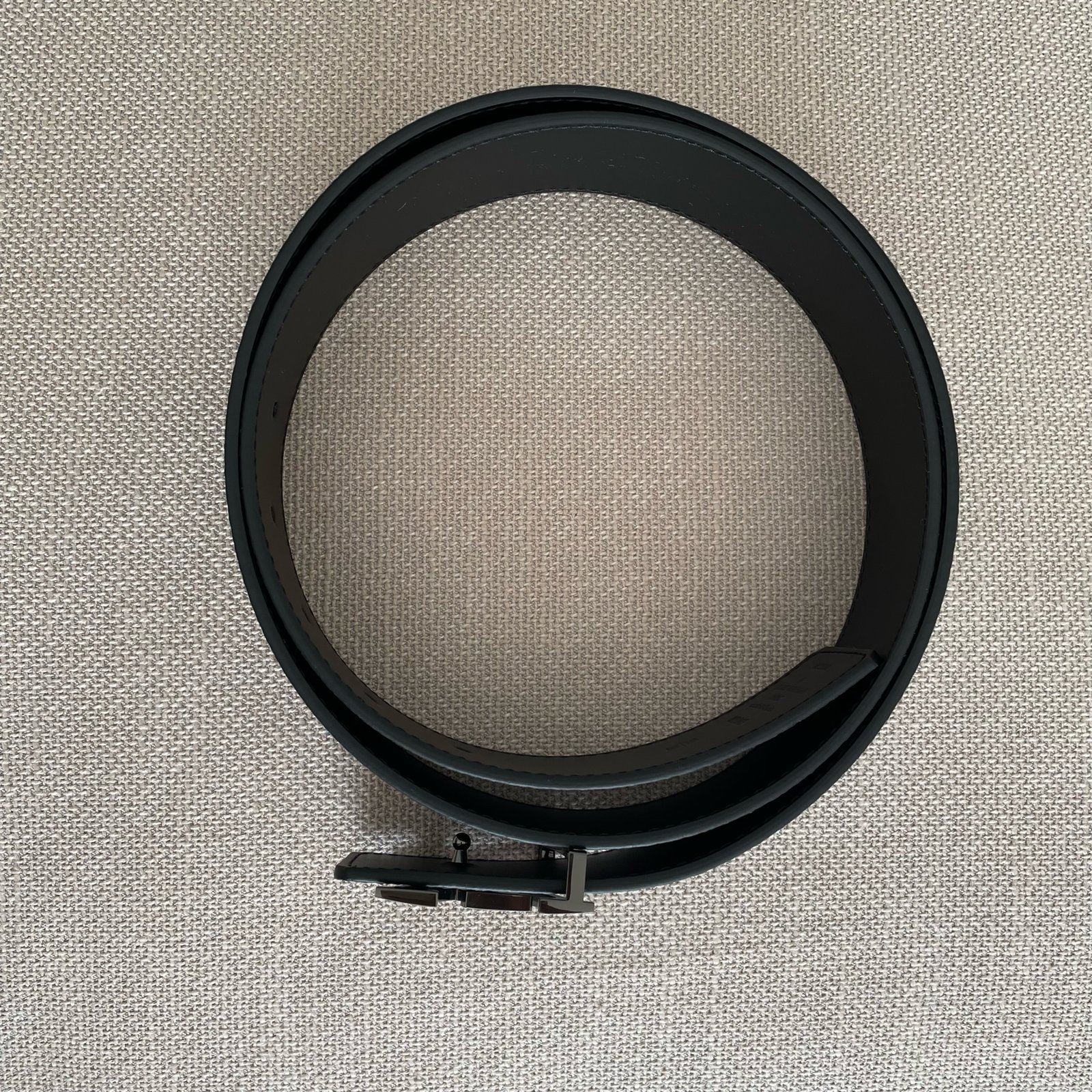 LOUIS VUITTON Ceinture LV Initiales 40 mm Réversible – Image 10