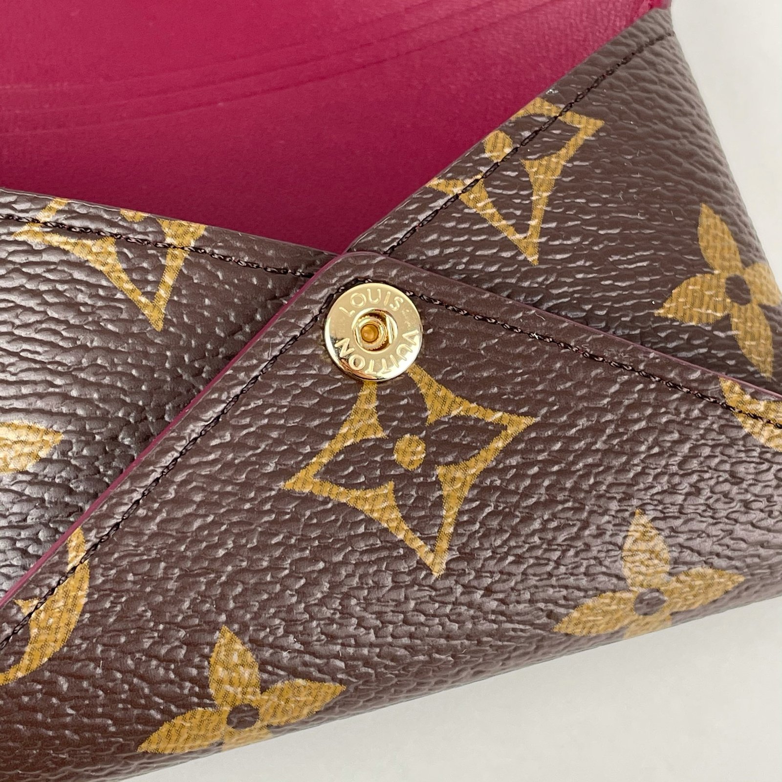 LOUIS VUITTON Pochette Kirigami – Image 8