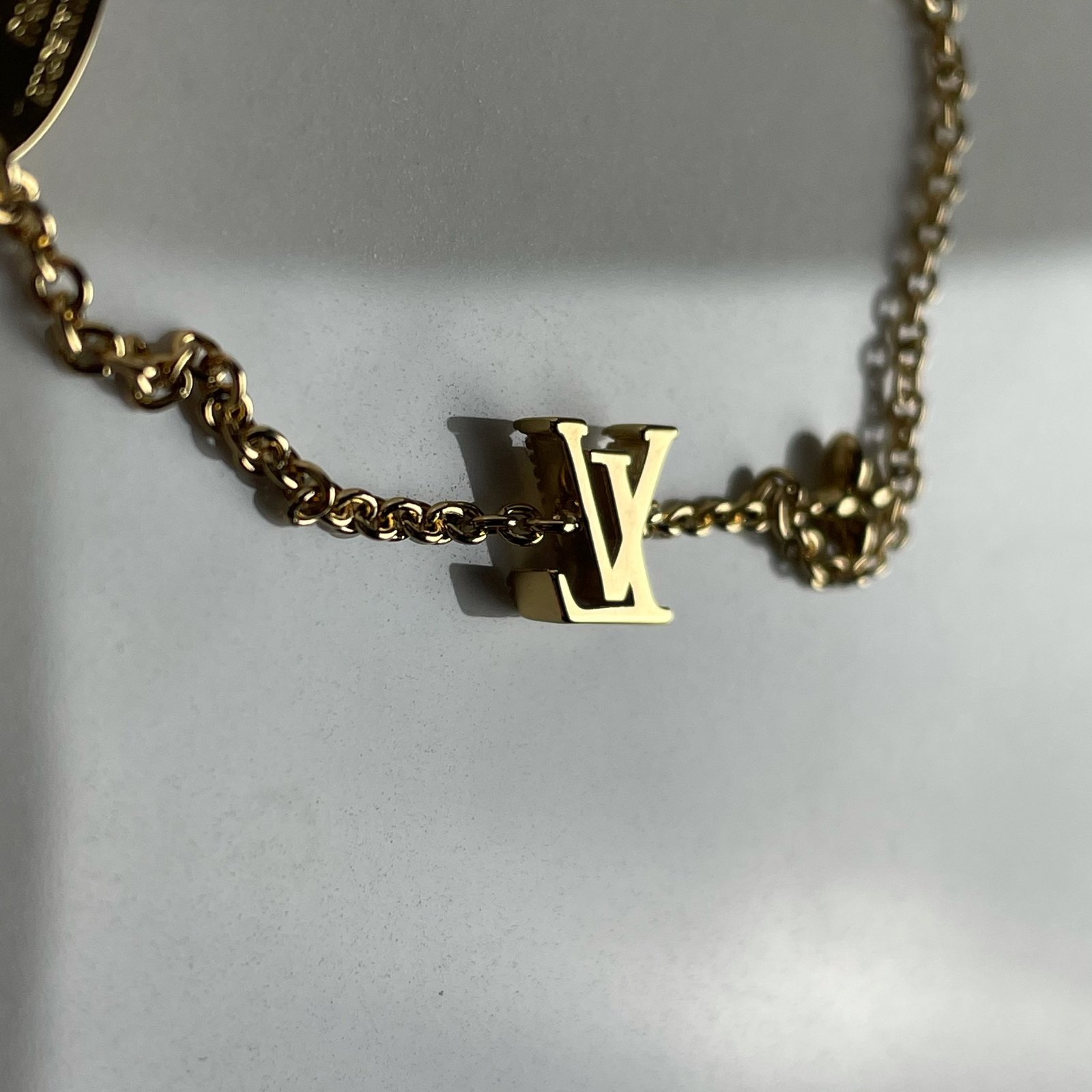 LOUIS VUITTON Bracelet LV Iconic – Image 6