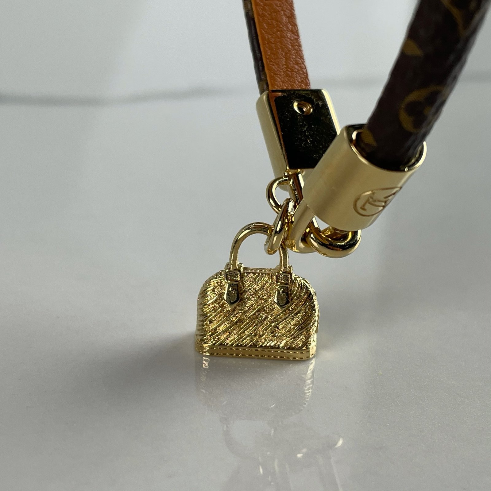 LOUIS VUITTON Bracelet Alma – Image 8