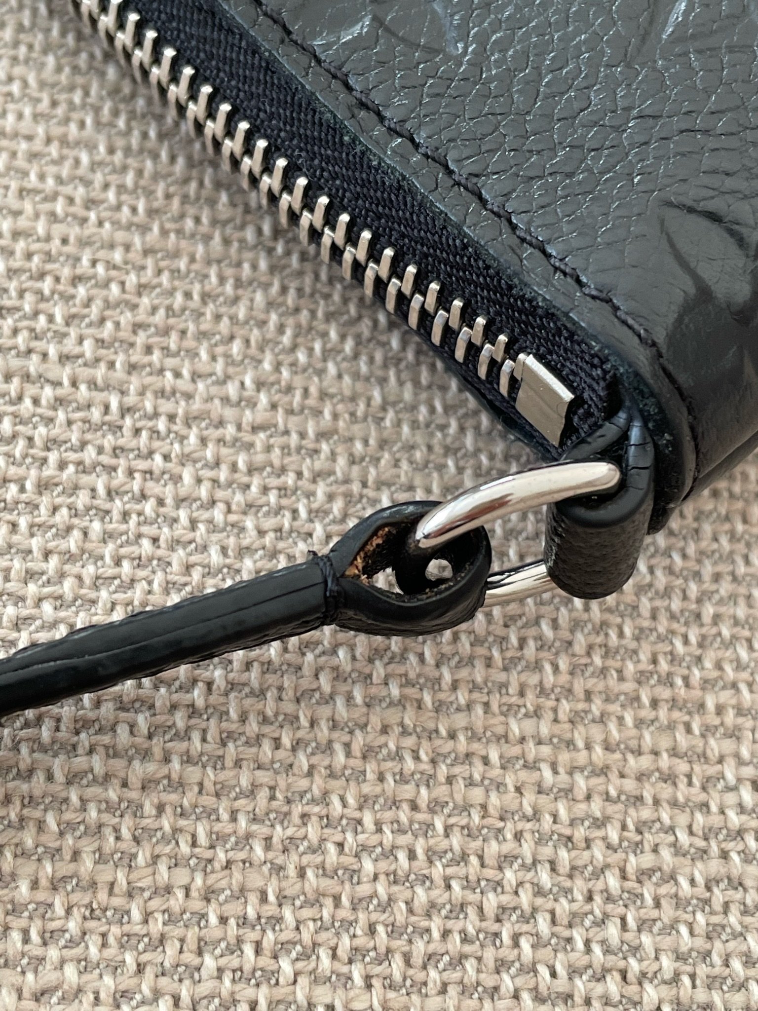 LOUIS VUITTON Pochette Pallas BB – Image 14