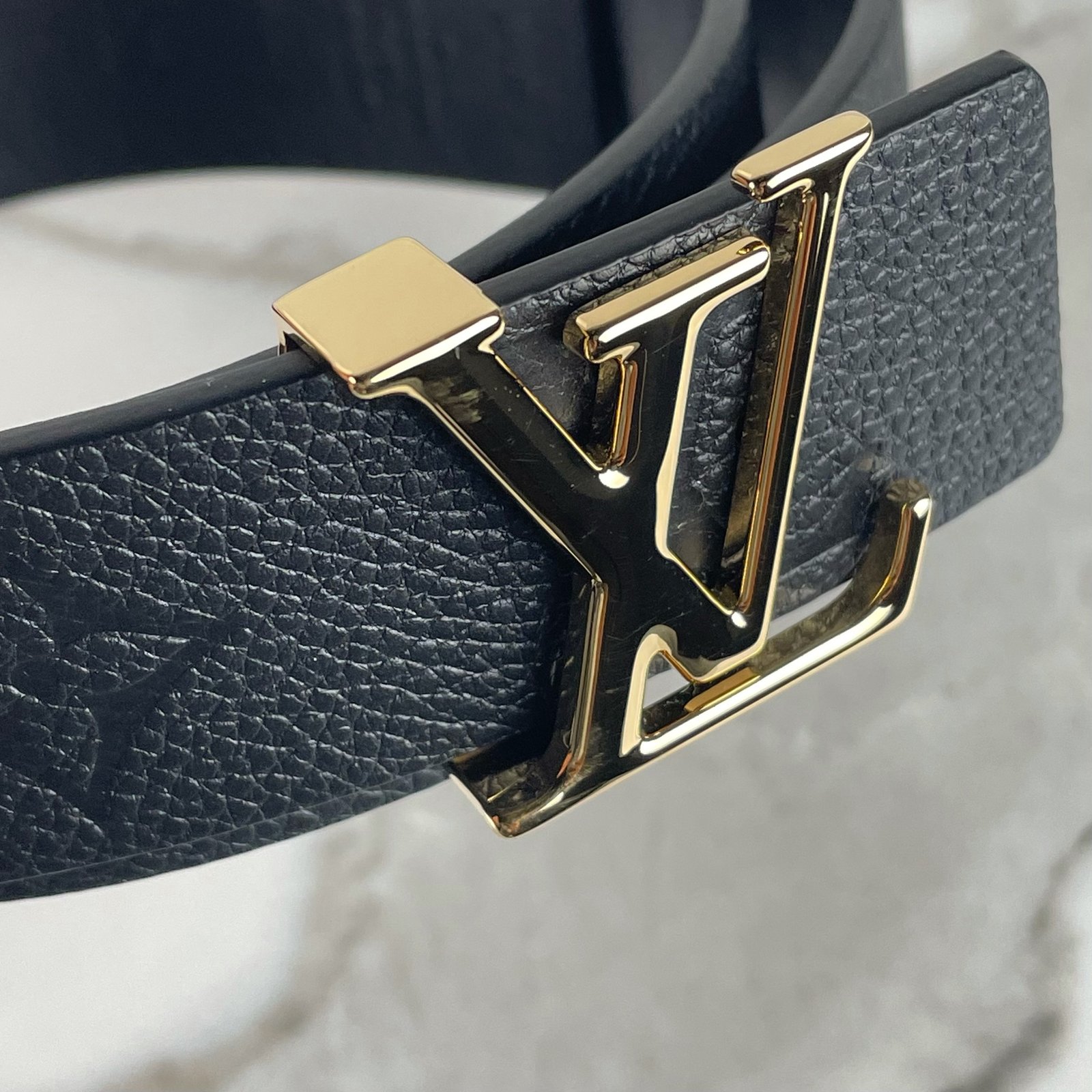 LOUIS VUITTON Ceinture LV Iconic 30 mm Réversible – Image 8