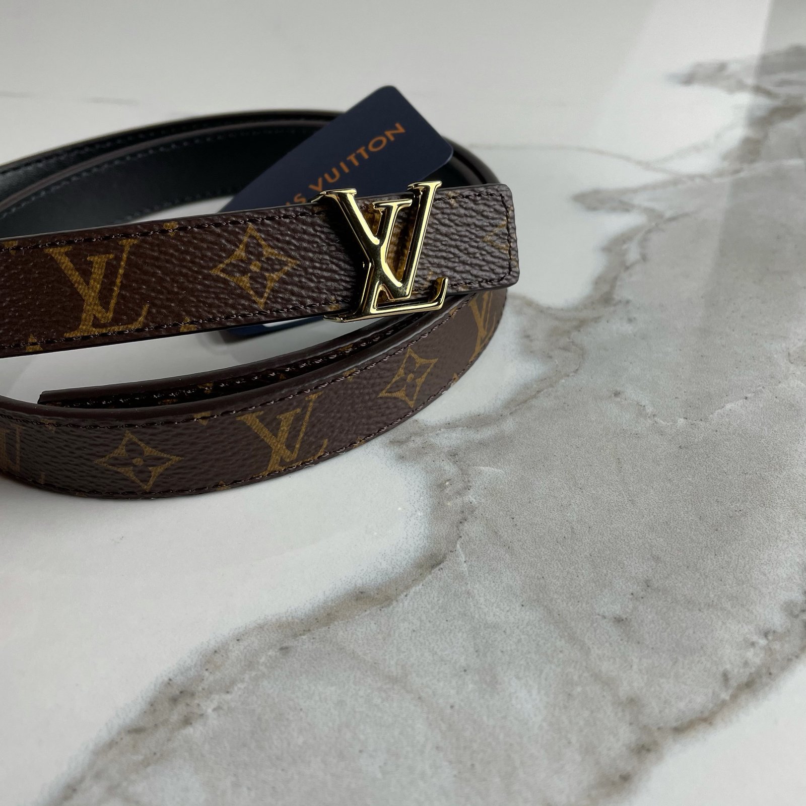 LOUIS VUITTON Ceinture LV Iconic 20 mm Réversible – Image 3