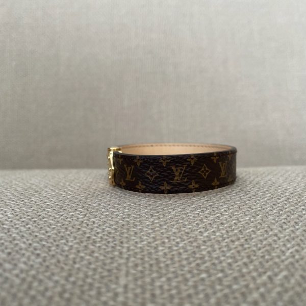 LOUIS VUITTON Bracelet Nano Monogram – Image 9