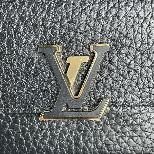 LOUIS VUITTON Portefeuille Capucines XS – Image 15