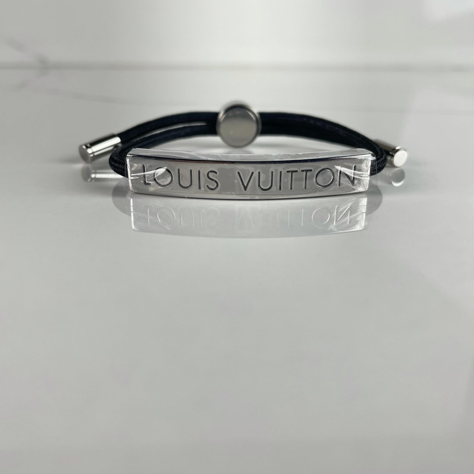 LOUIS VUITTON Bracelet LV Space