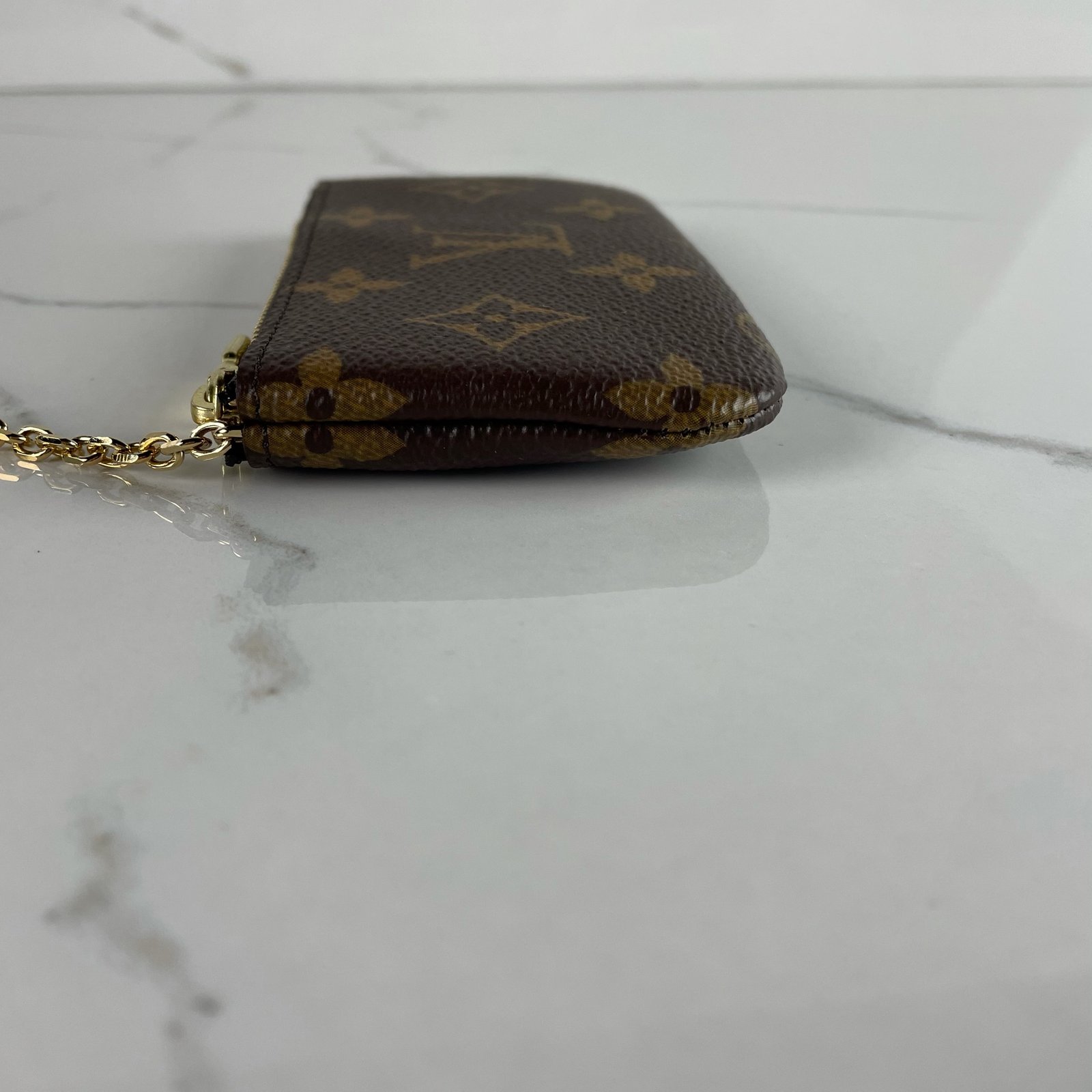 LOUIS VUITTON Pochette Clés – Image 7