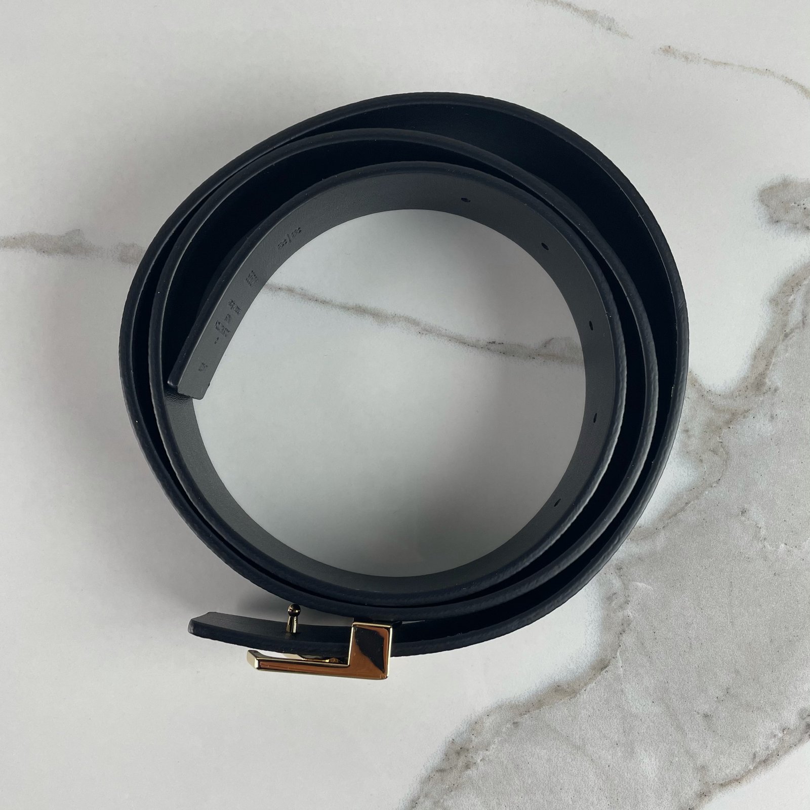 LOUIS VUITTON Ceinture LV Iconic 30 mm Réversible – Image 6