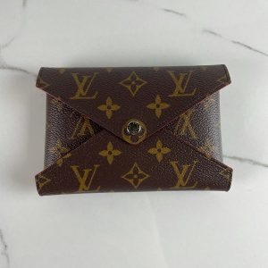 LOUIS VUITTON Pochette Kirigami