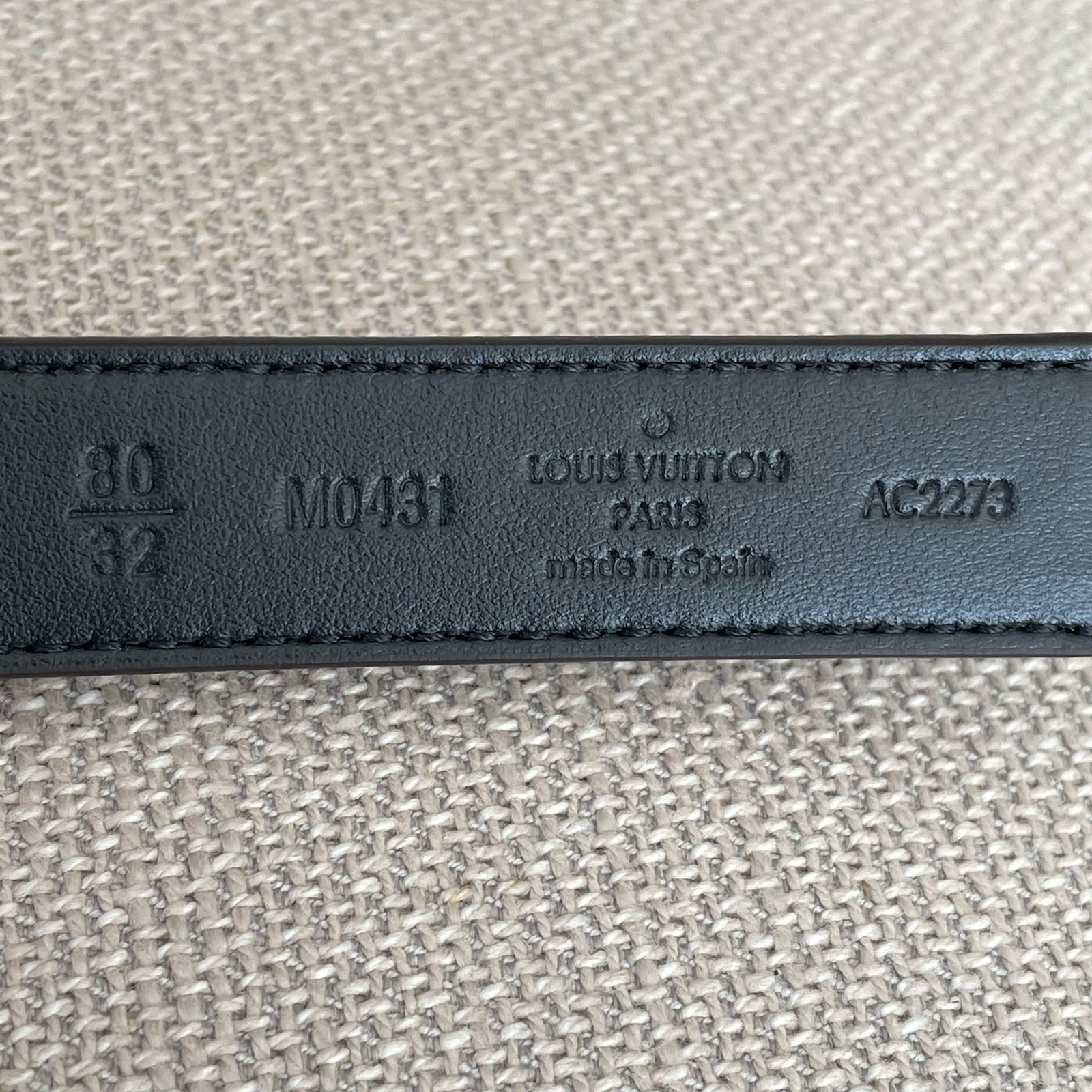 LOUIS VUITTON Ceinture LV Iconic 20 mm Réversible – Image 5