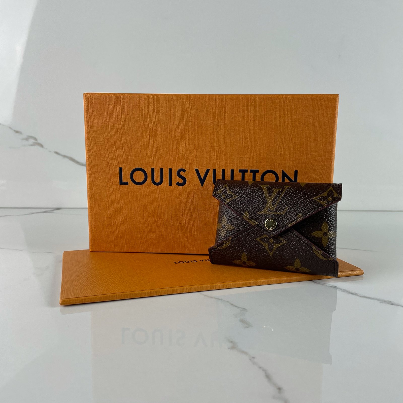 LOUIS VUITTON Pochette Kirigami – Image 2