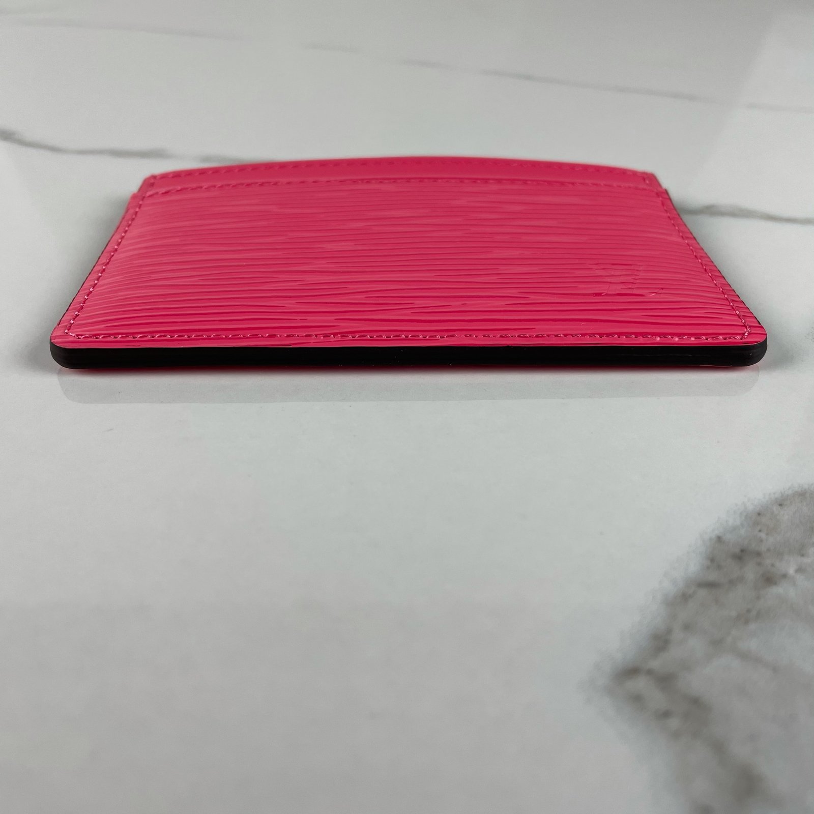LOUIS VUITTON Card Holder – Image 7