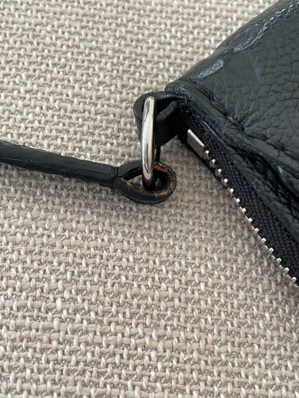LOUIS VUITTON Pochette Pallas BB – Image 8