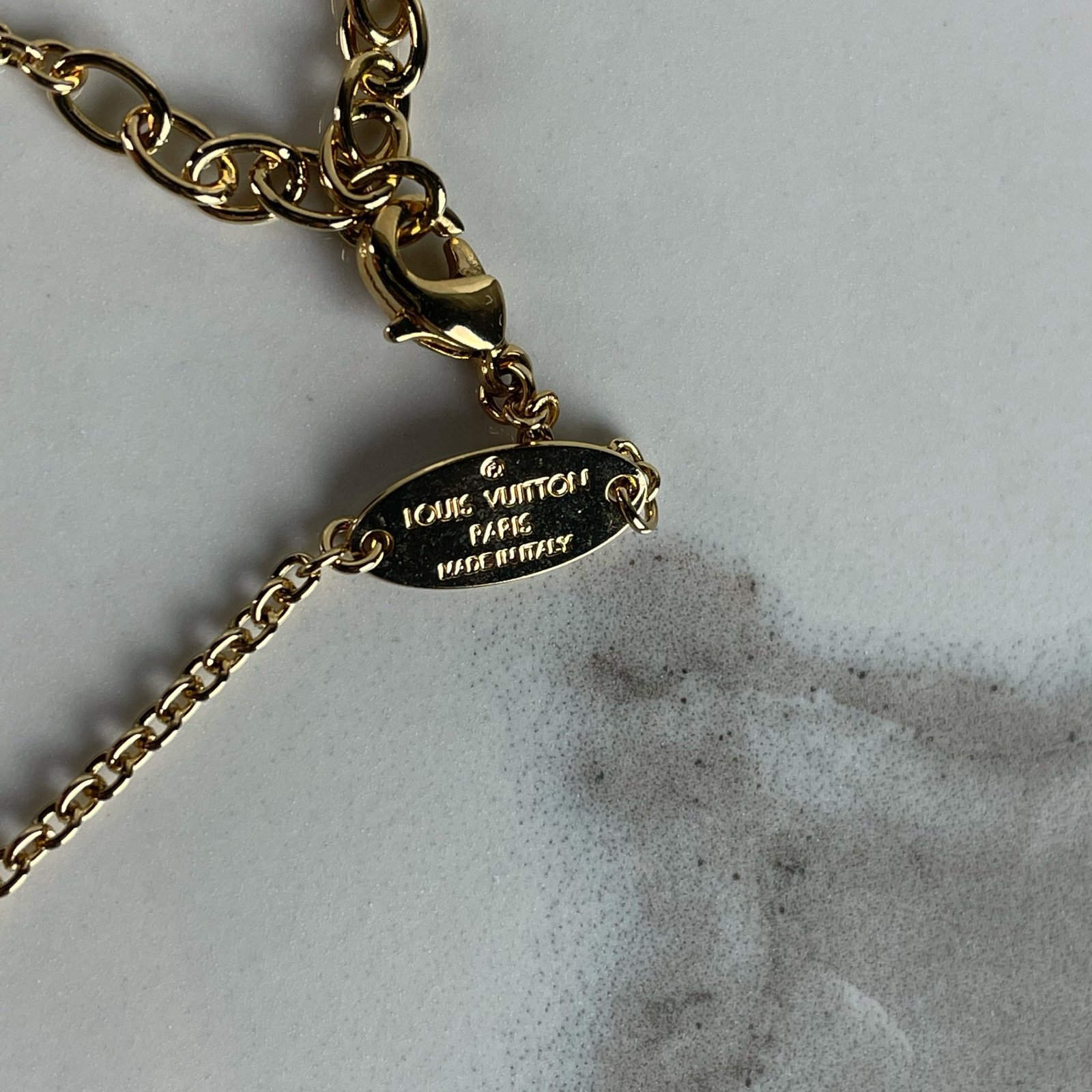 LOUIS VUITTON Bracelet LV Iconic – Image 9
