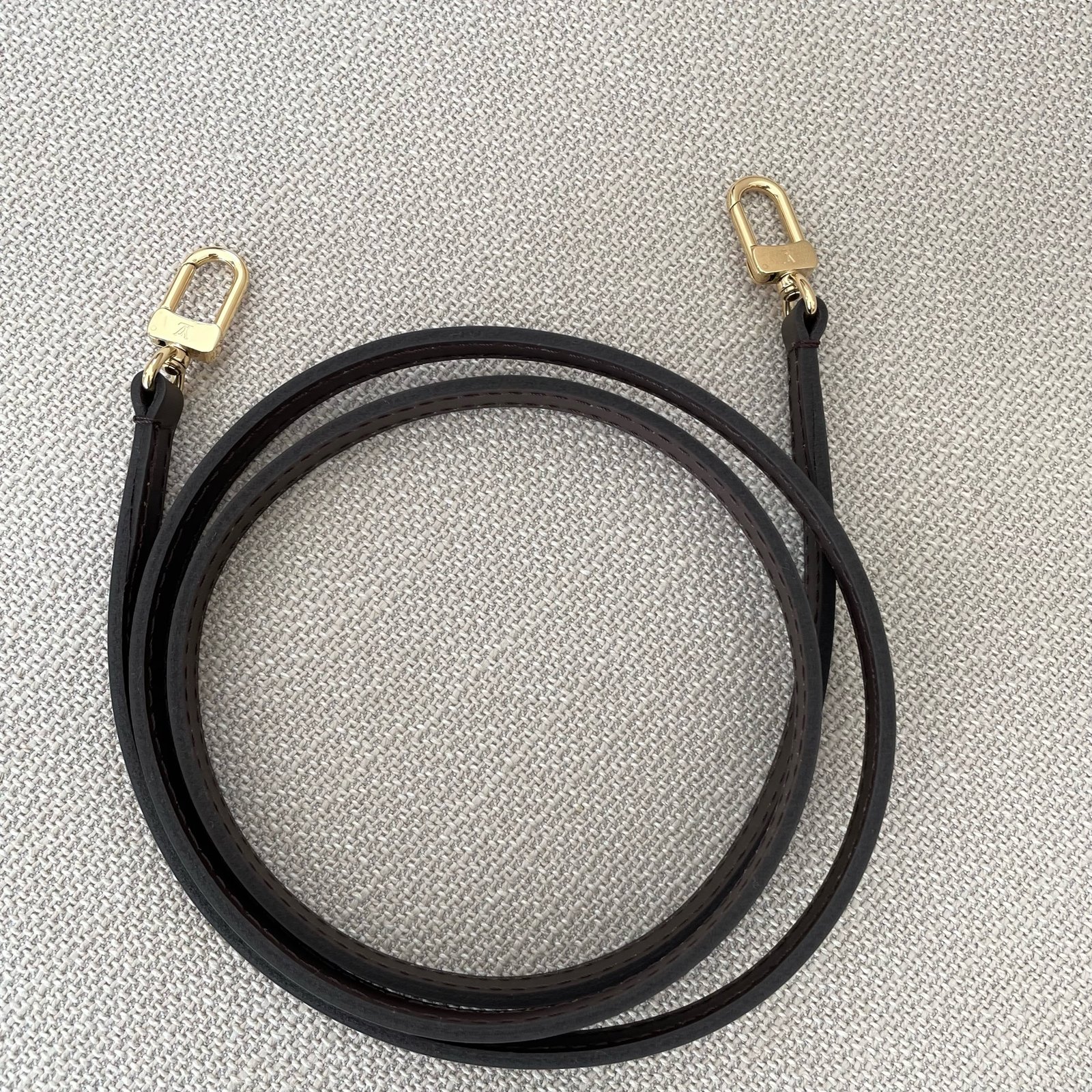 LOUIS VUITTON Alma BB – Image 15