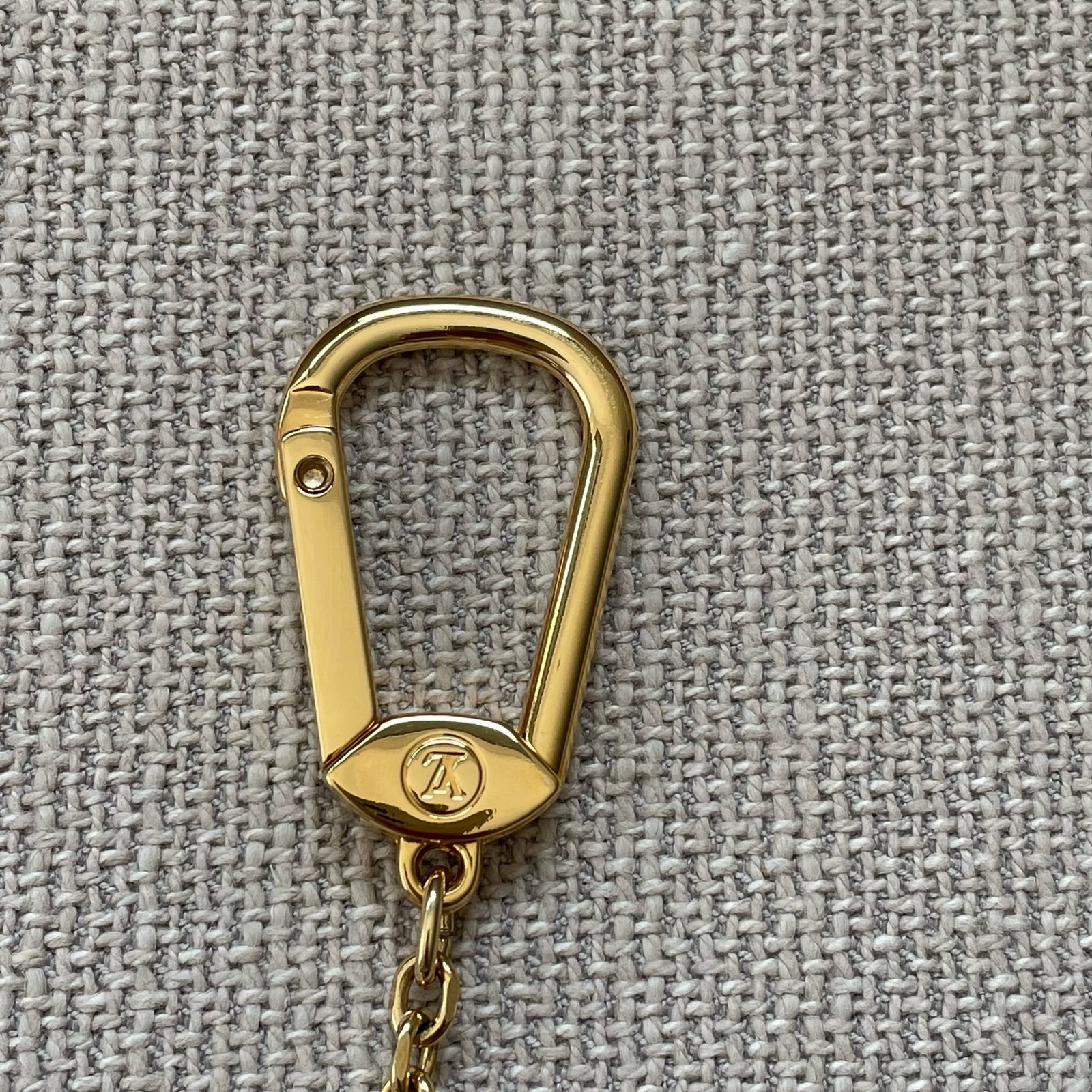 LOUIS VUITTON Pochette Clés – Image 13