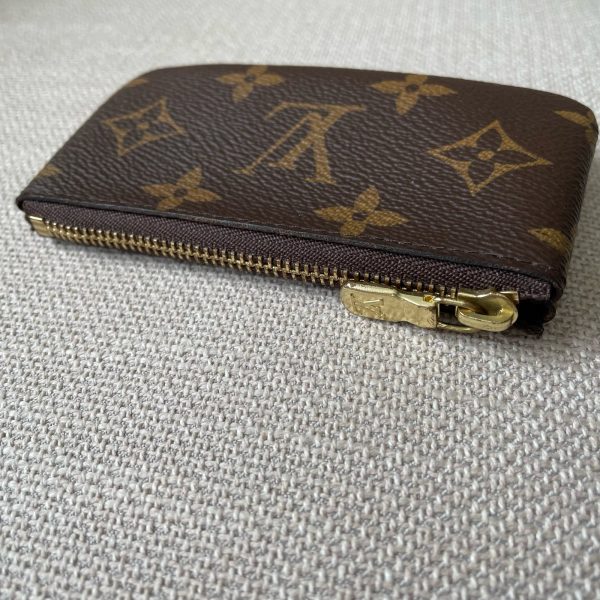 LOUIS VUITTON Pochette Clés – Image 5