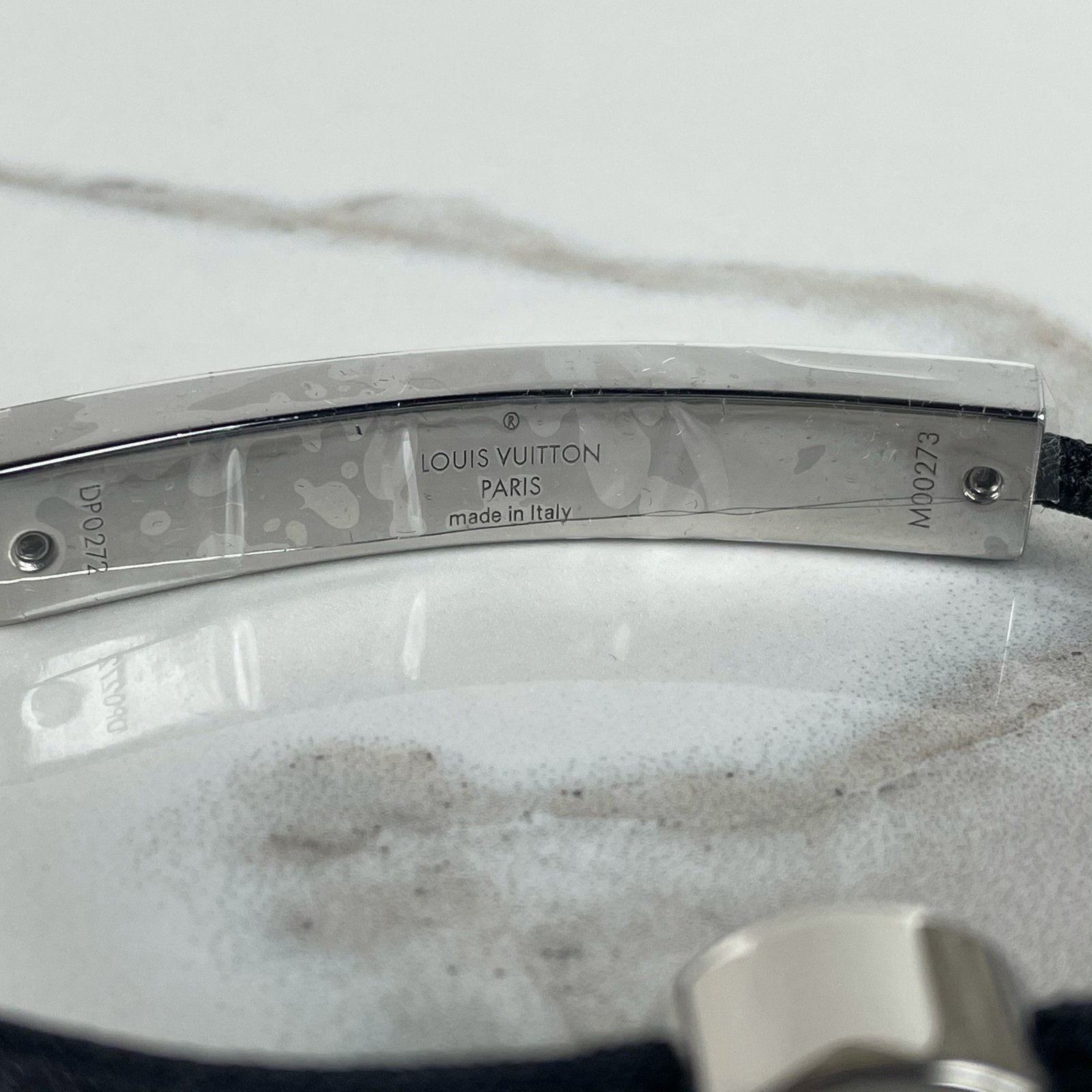 LOUIS VUITTON Bracelet LV Space – Image 4