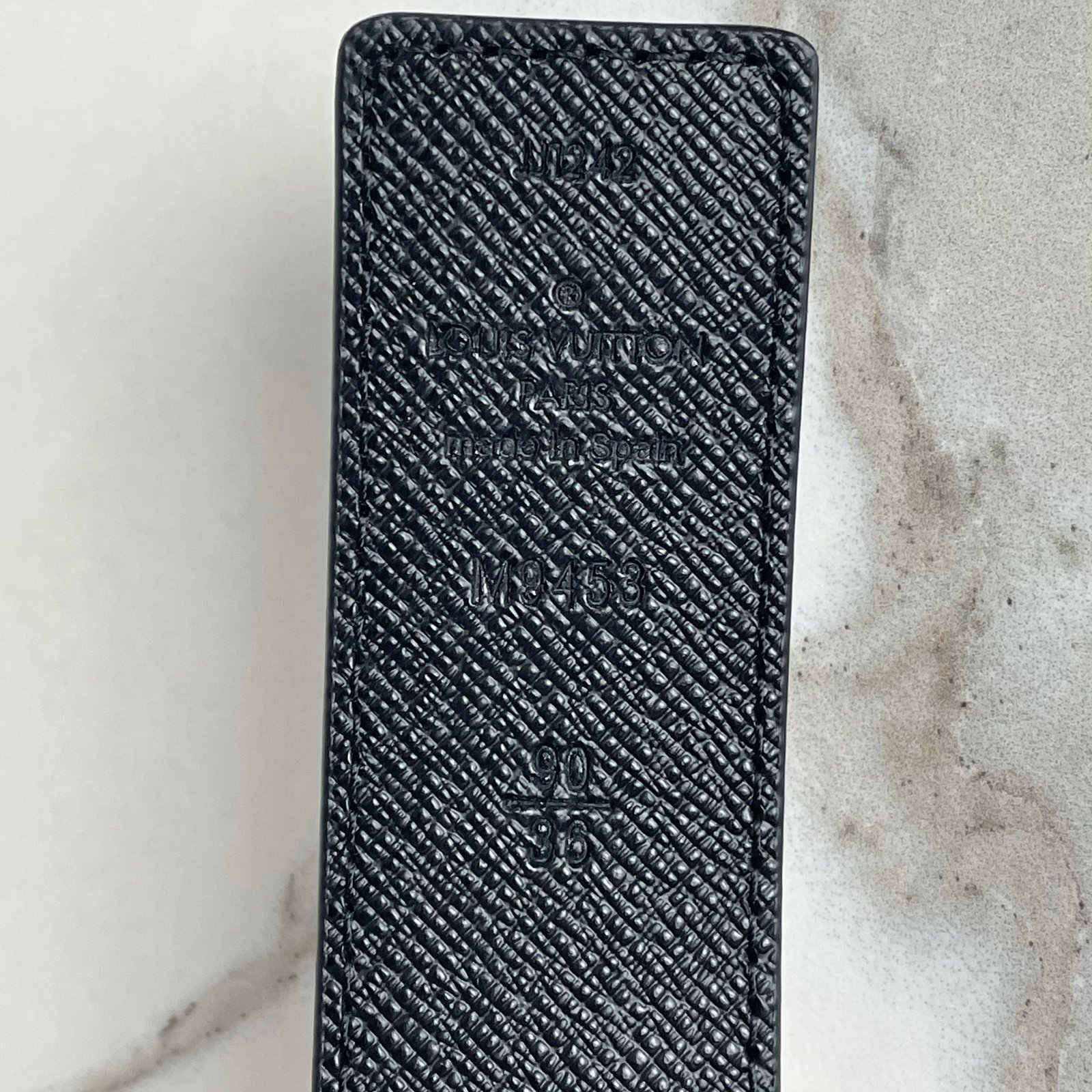 LOUIS VUITTON Ceinture LV 30 Monogram Réversible – Image 8
