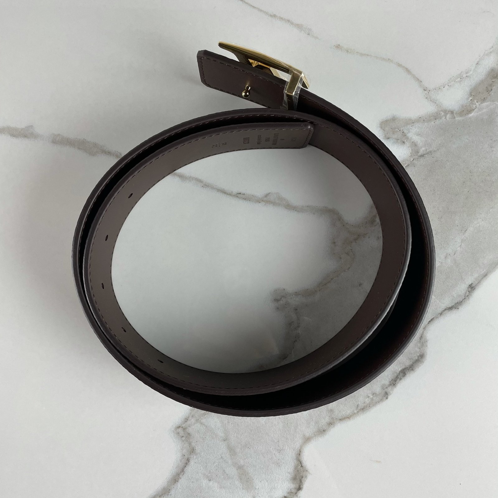 LOUIS VUITTON Ceinture LV Initiales 40 mm Réversible – Image 6